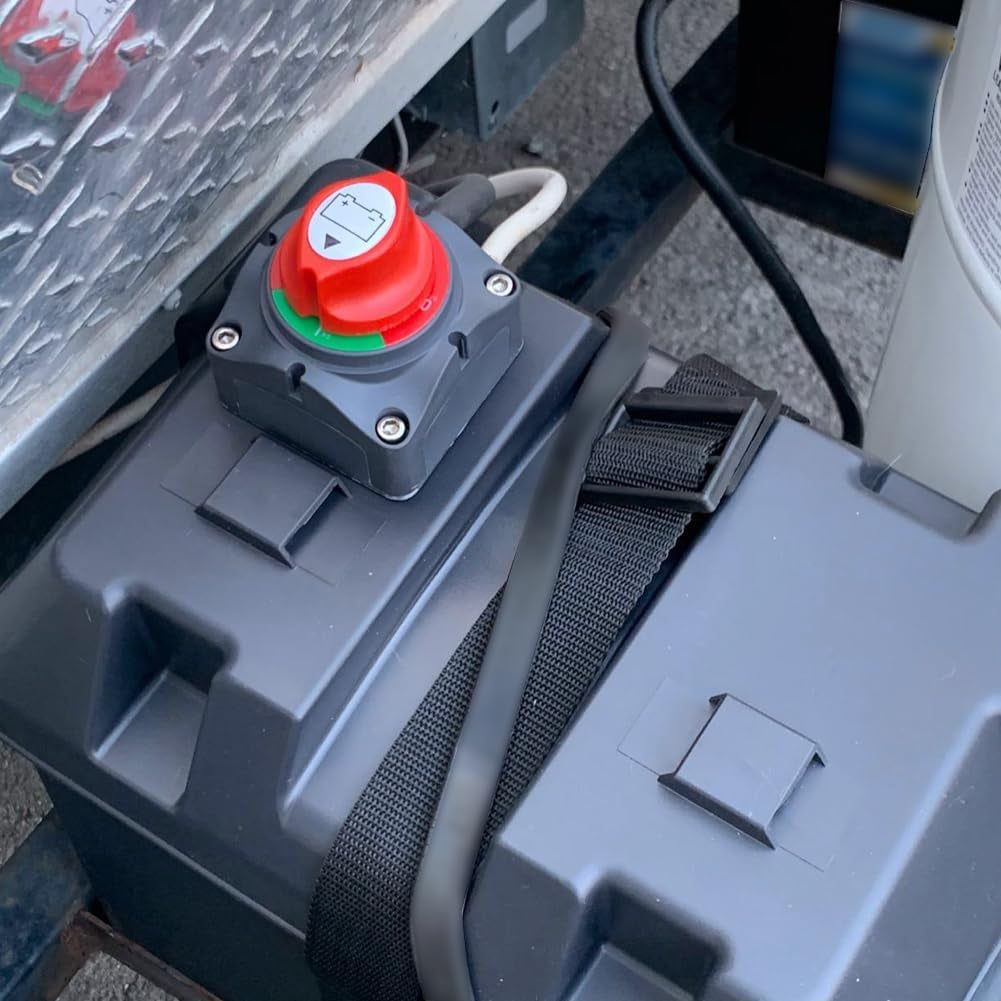 Battery Switch, 12-48 V Battery Power Cut Master Switch Disconnect Isolator for Car, Vehicle, RV and Boat (On/Off)