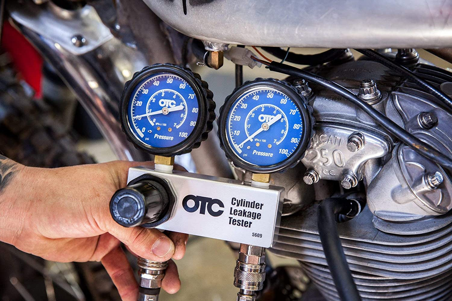 5609 Cylinder Leakage Tester Kit